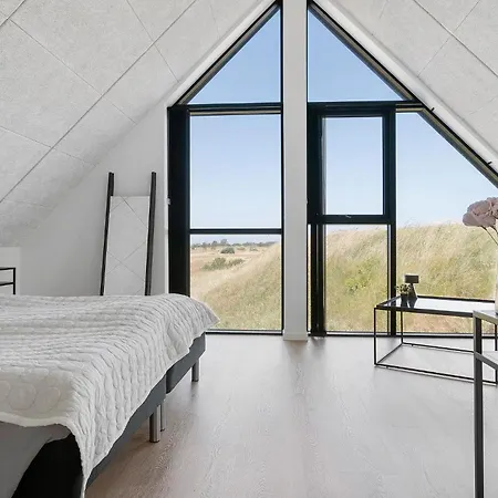 Amazing In With Kitchen Holiday home *